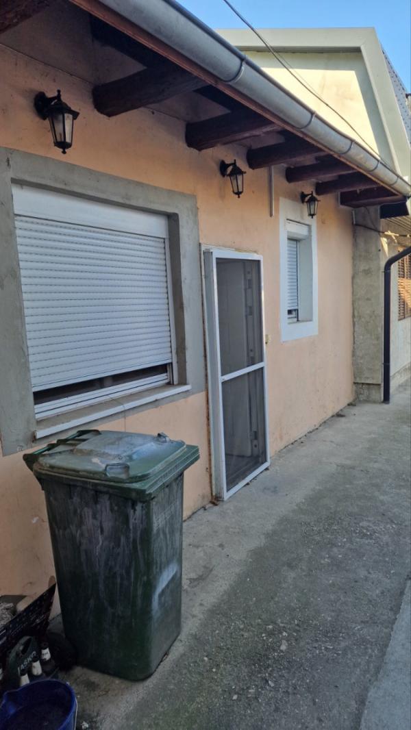 Glavna slika -Stan,NOVI SAD,CENTAR,kv: 27.00, € 87500, ID: 1059086