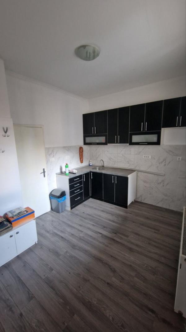 Slika 1 - Stan,NOVI SAD,CENTAR,kv: 27.00, € 87500, ID: 1059086