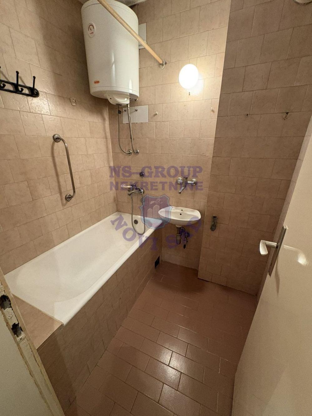 Slika 11 - Odlican trosoban na Socijalnom!