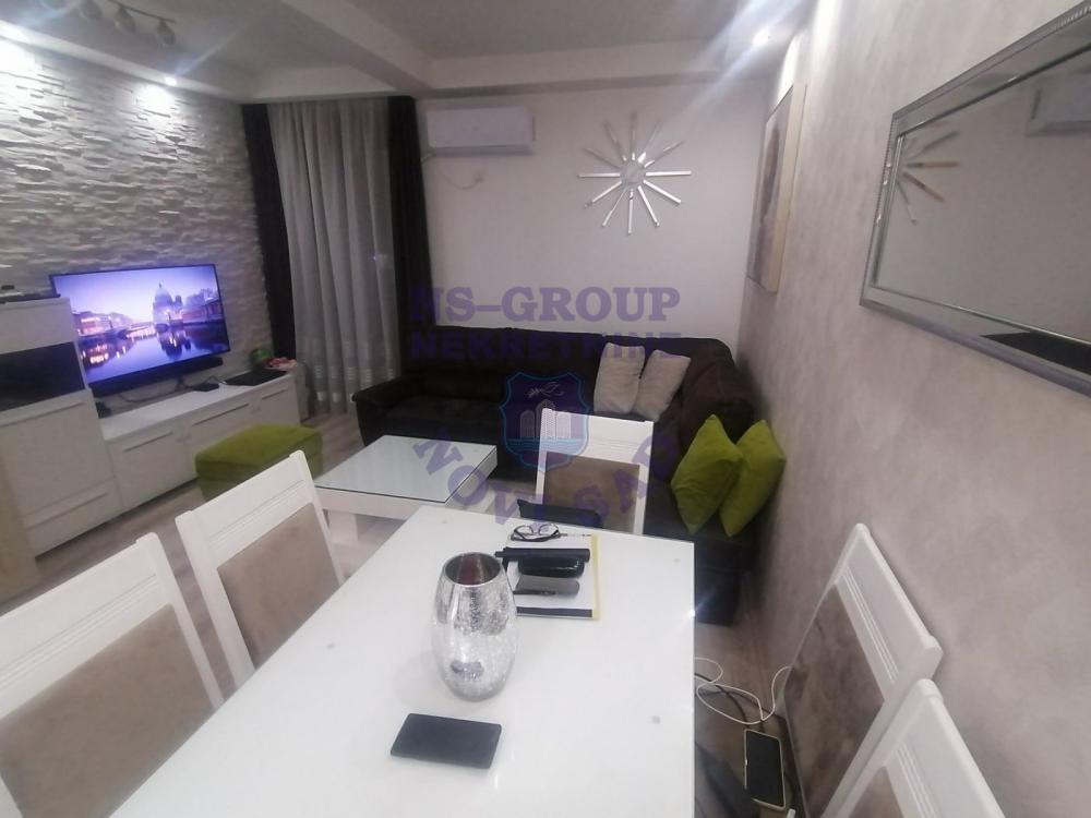 Slika 1 - Odličan dvosoban stan na Novoj Detelinari