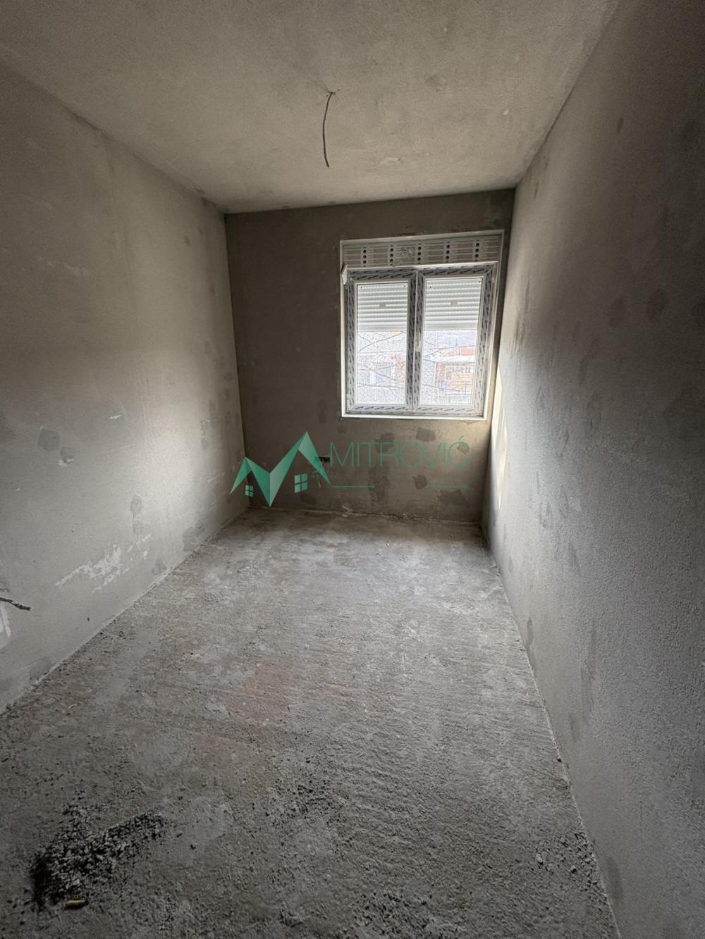 Slika 6 - PETROVARADIN-TOP LOKACIJA-NOVOGRADNJA-LUKSUZAN PETOSOBAN STAN 