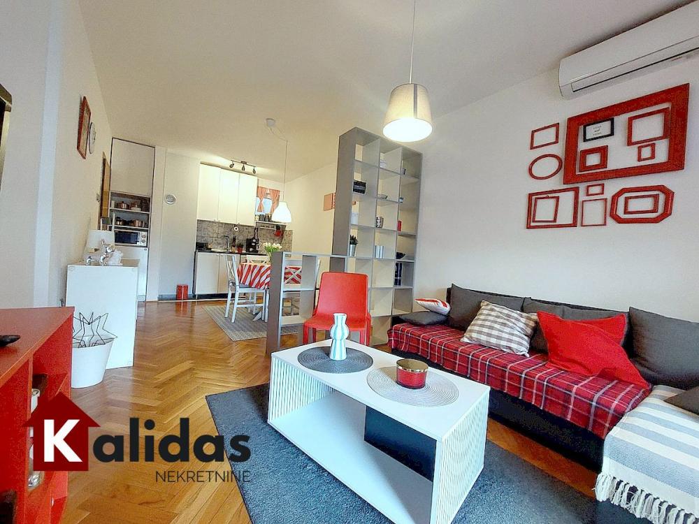 Slika 5 - Stan,NOVI SAD,CARA DUŠANA,kv: 61, € 153470, ID: 1008522
