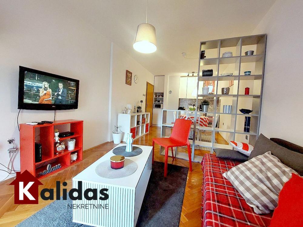 Slika 6 - Stan,NOVI SAD,CARA DUŠANA,kv: 61, € 153470, ID: 1008522