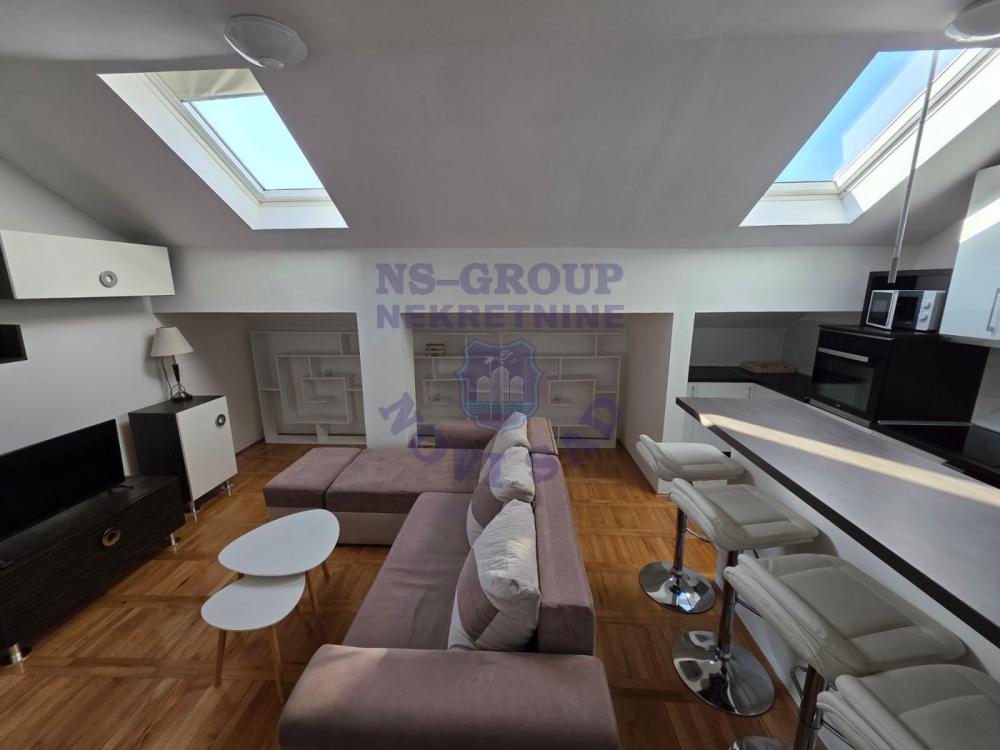 Slika 1 - Prelep porodičan 2.5 funkcionalan stan.