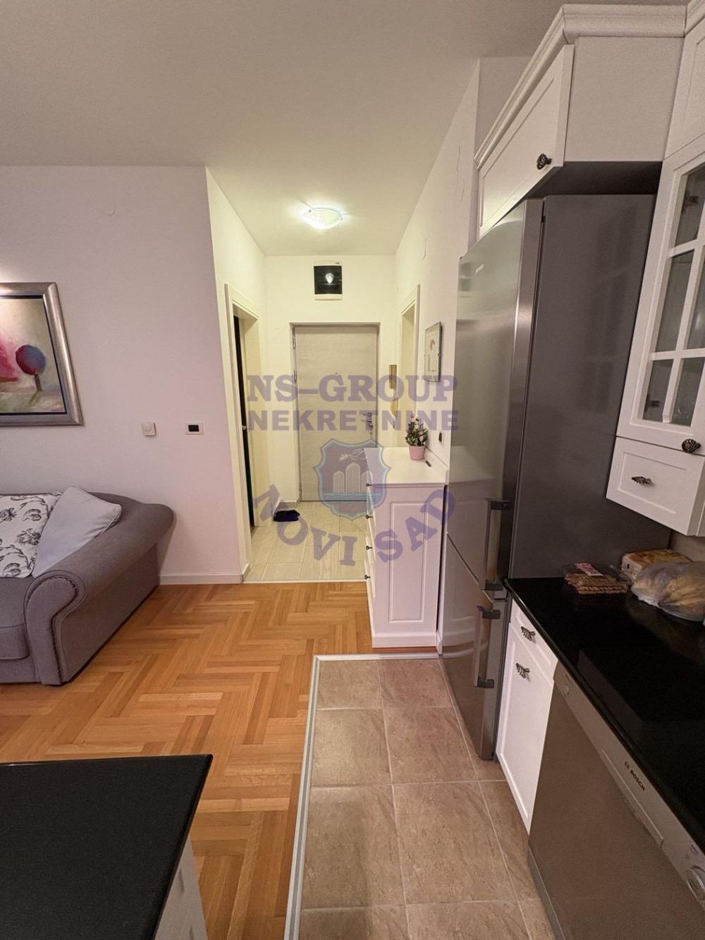 Slika 3 - Odlican dvosoban stan u centru!