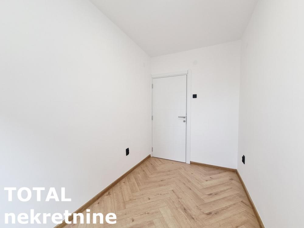 Slika 9 - Stan,NOVI SAD,CENTAR,kv: 73.00, € 210000, ID: 1102188