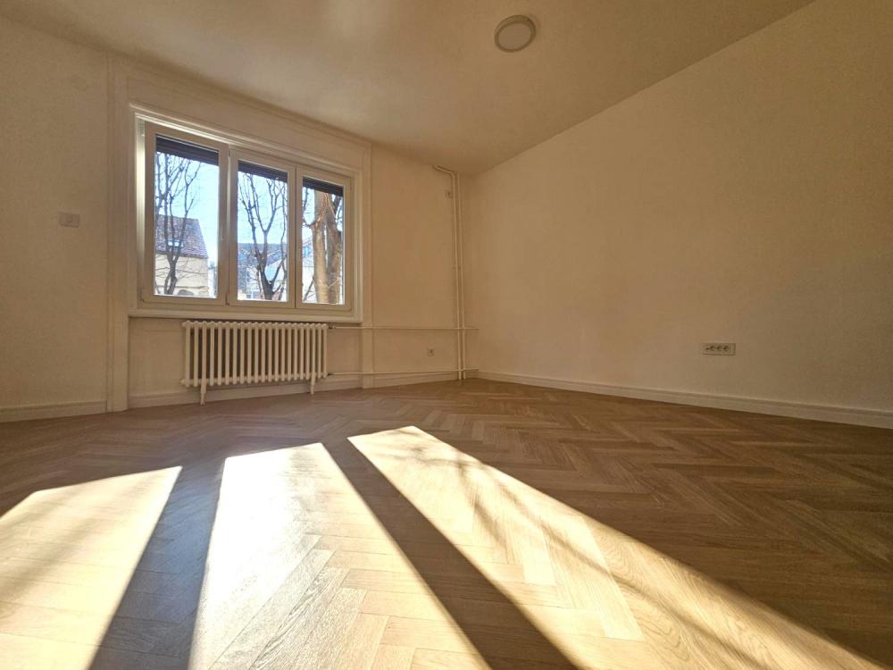 Slika 1 - Stan,NOVI SAD,CENTAR,kv: 85, € 306400, ID: 1019294