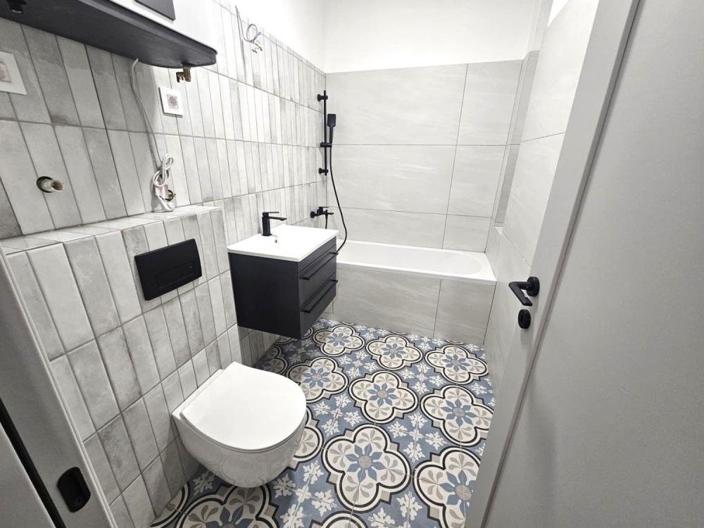 Slika 6 - Stan,NOVI SAD,CENTAR,kv: 85, € 306400, ID: 1019294