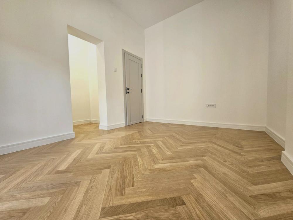 Slika 4 - Stan,NOVI SAD,CENTAR,kv: 112, € 403700, ID: 1019293