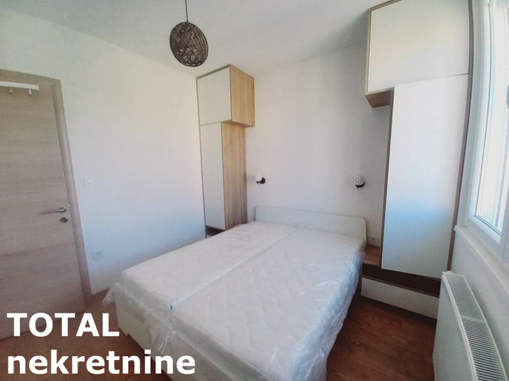 Slika 9 - Stan,NOVI SAD,GRBAVICA,kv: 43.00, € 154800, ID: 1098028