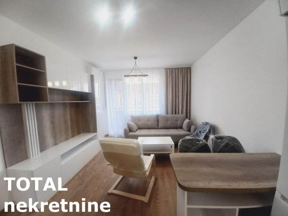 Slika 2 - Stan,NOVI SAD,GRBAVICA,kv: 43.00, € 154800, ID: 1098028