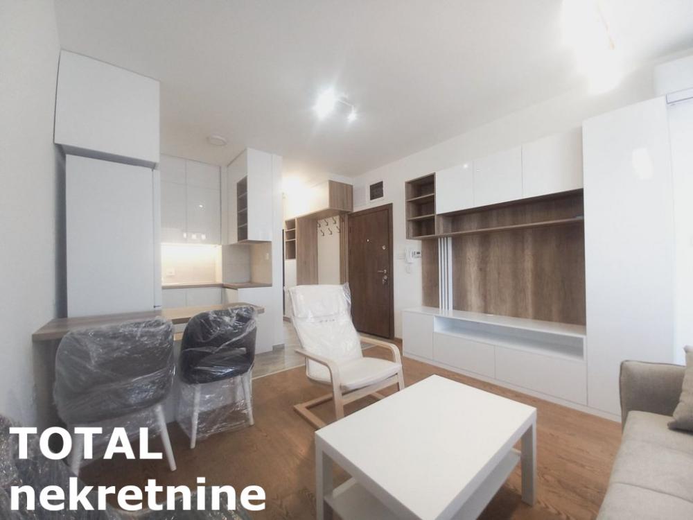 Slika 4 - Stan,NOVI SAD,GRBAVICA,kv: 43.00, € 154800, ID: 1098028