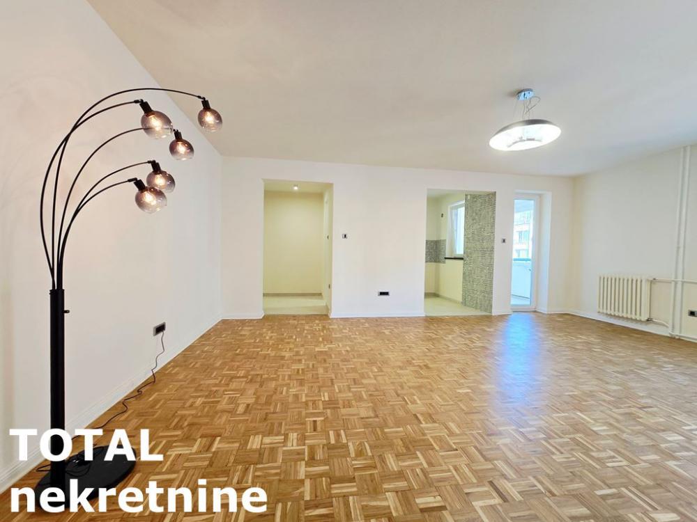 Glavna slika -Stan,NOVI SAD,CARA DUSANA,kv: 64.00, € 182400, ID: 1102196