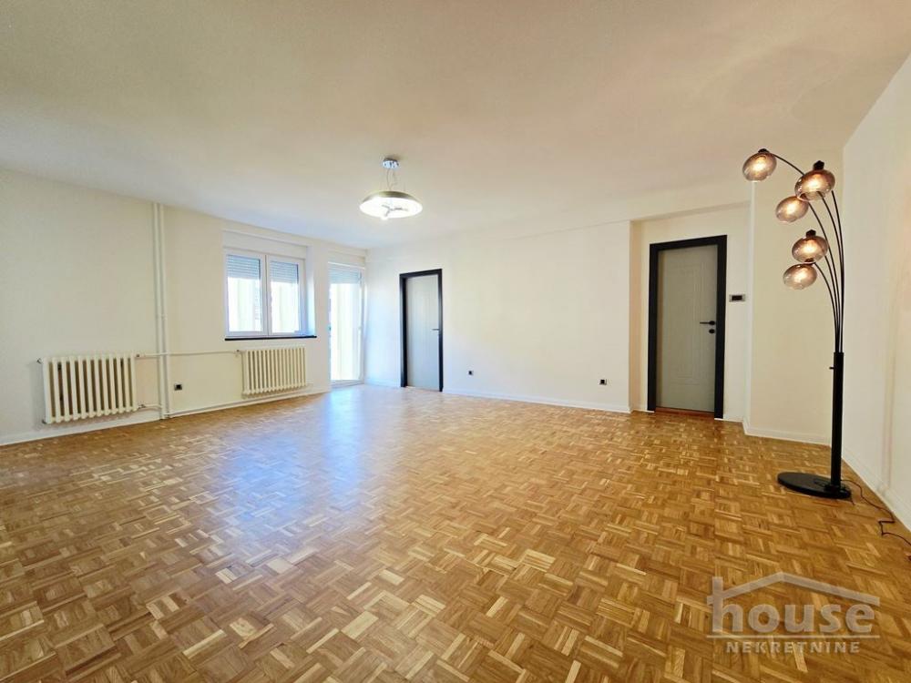 Slika 1 - Stan,NOVI SAD,CARA DUŠANA,kv: 64.00, € 182400, ID: 1065348