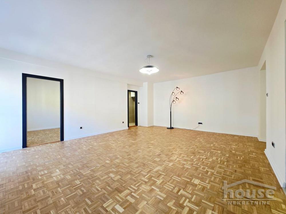 Slika 6 - Stan,NOVI SAD,CARA DUŠANA,kv: 64.00, € 182400, ID: 1065348