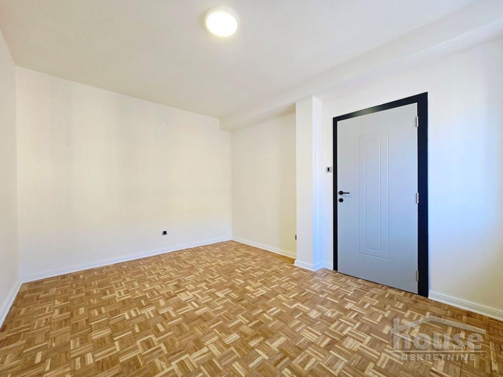 Slika 7 - Stan,NOVI SAD,CARA DUŠANA,kv: 64.00, € 182400, ID: 1065348