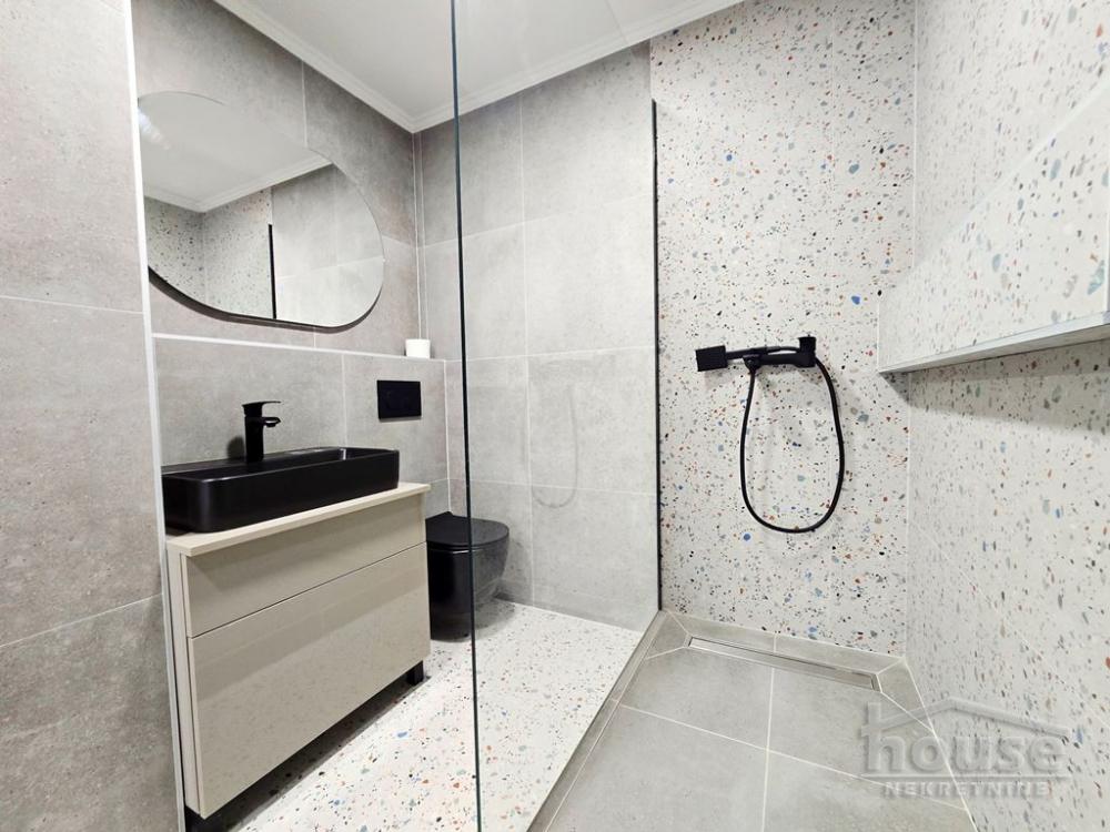 Slika 8 - Stan,NOVI SAD,CARA DUŠANA,kv: 55.00, € 156750, ID: 1065347