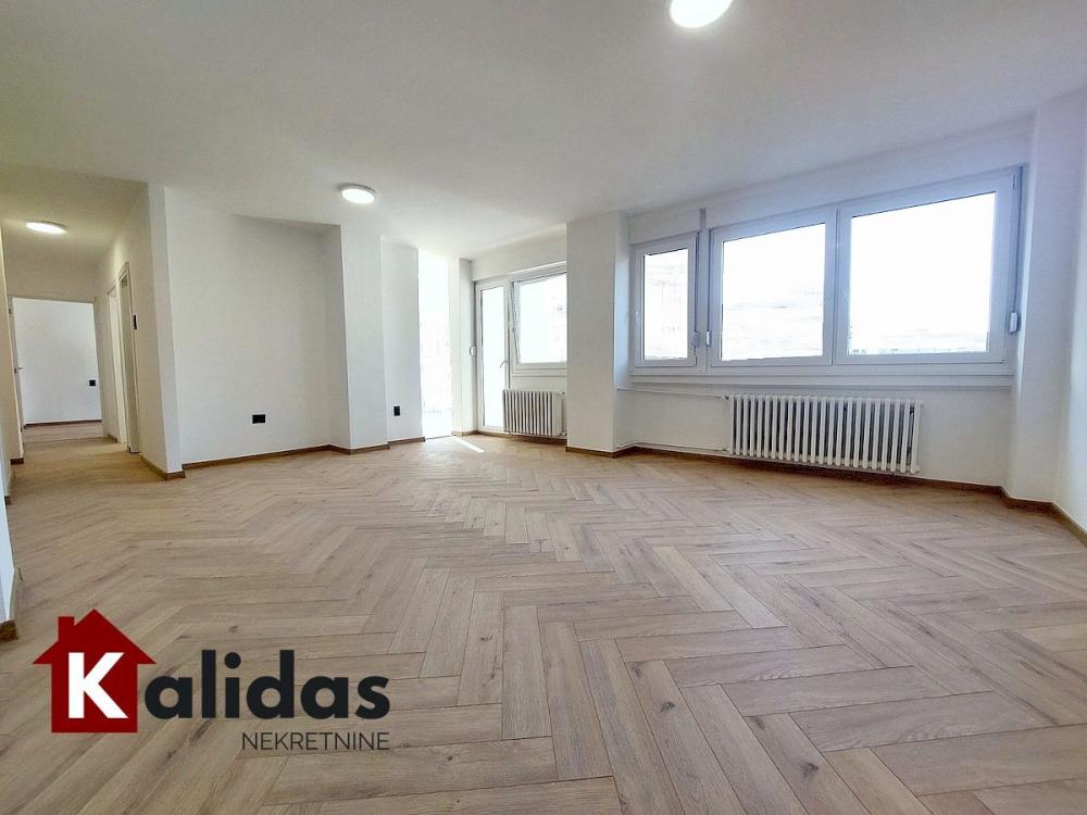 Slika 1 - Stan,NOVI SAD,BULEVAR,kv: 73, € 216300, ID: 1008540