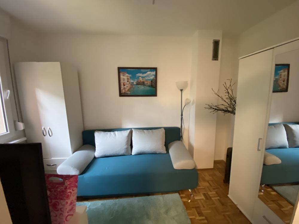 Slika 9 - Stan,NOVI SAD,AVIJACIJA,kv: 64.00, € 159650, ID: 1057419