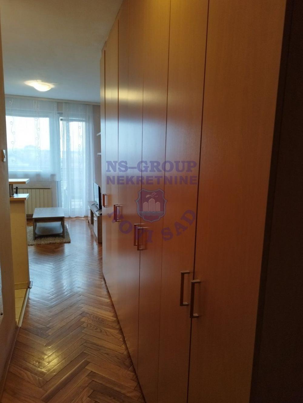 Slika 4 - Š:563238 Garsonjera na Novoj Detelinari!