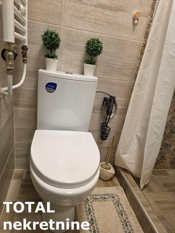 Slika 4 - Stan,NOVI SAD,BULEVAR,kv: 29.00, € 89000, ID: 1102197