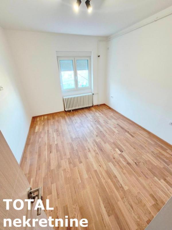 Slika 11 - Stan,NOVI SAD,ZELEZNICKA STANICA,kv: 59.00, € 145000, ID: 1102055