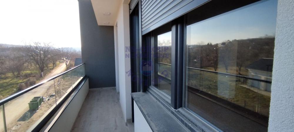 Slika 4 - Četvorosoban, 92m2, Petrovaradin Novi Sad, sa terasom