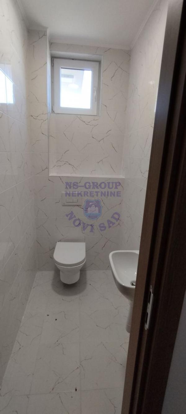 Slika 7 - Četvorosoban, 92m2, Petrovaradin Novi Sad, sa terasom