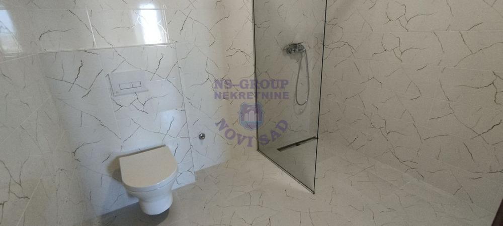 Slika 10 - Četvorosoban, 92m2, Petrovaradin Novi Sad, sa terasom