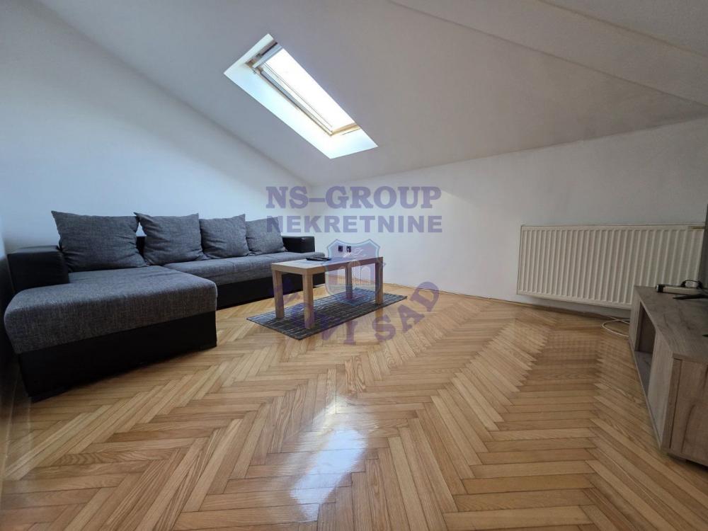 Slika 2 - Kompletno namešten jednoiposoban stan - Bulevar