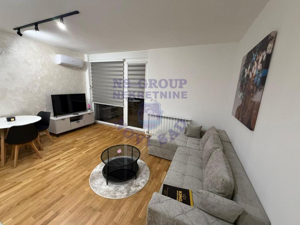 Slika 0 - Moderan dvosoban stan - Bul. Patrijarha Pavla