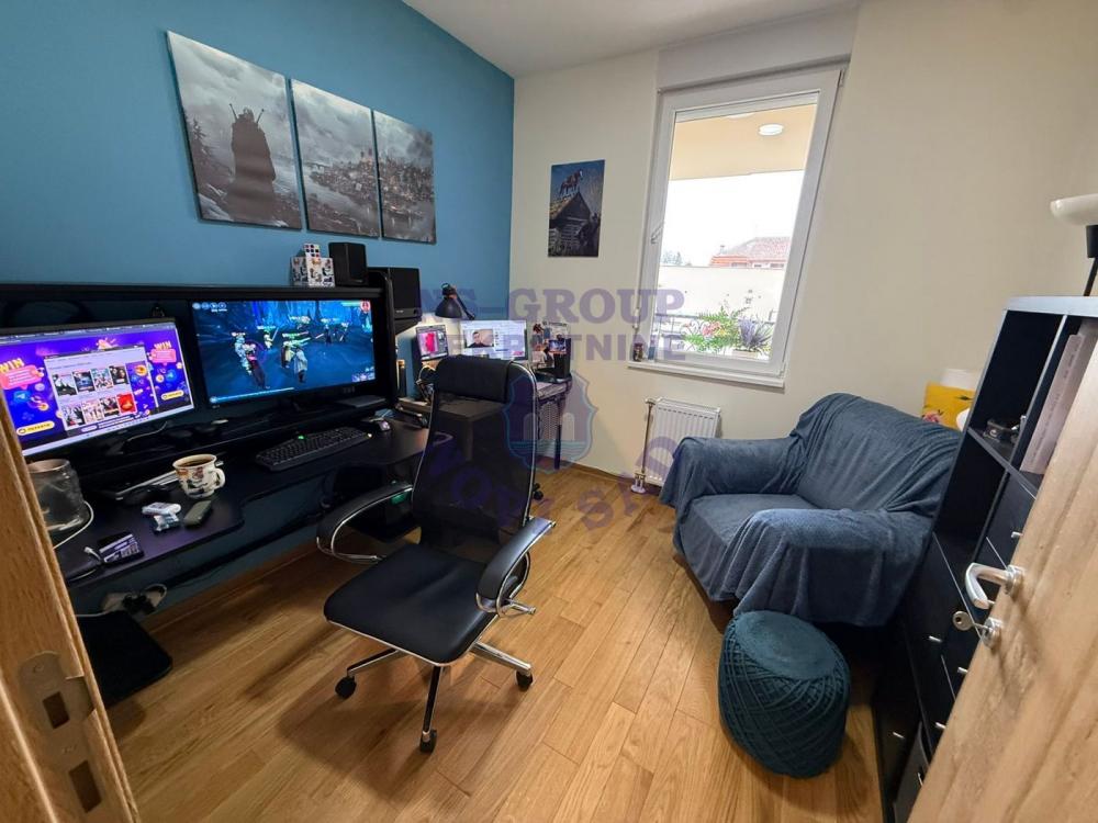 Slika 5 - Odličan trosoban stan na Salajci