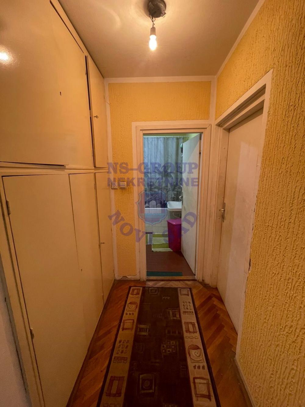 Slika 5 - Dvosoban, 64m2, Novosadski kej Novi Sad, sa terasom, sa parkingom