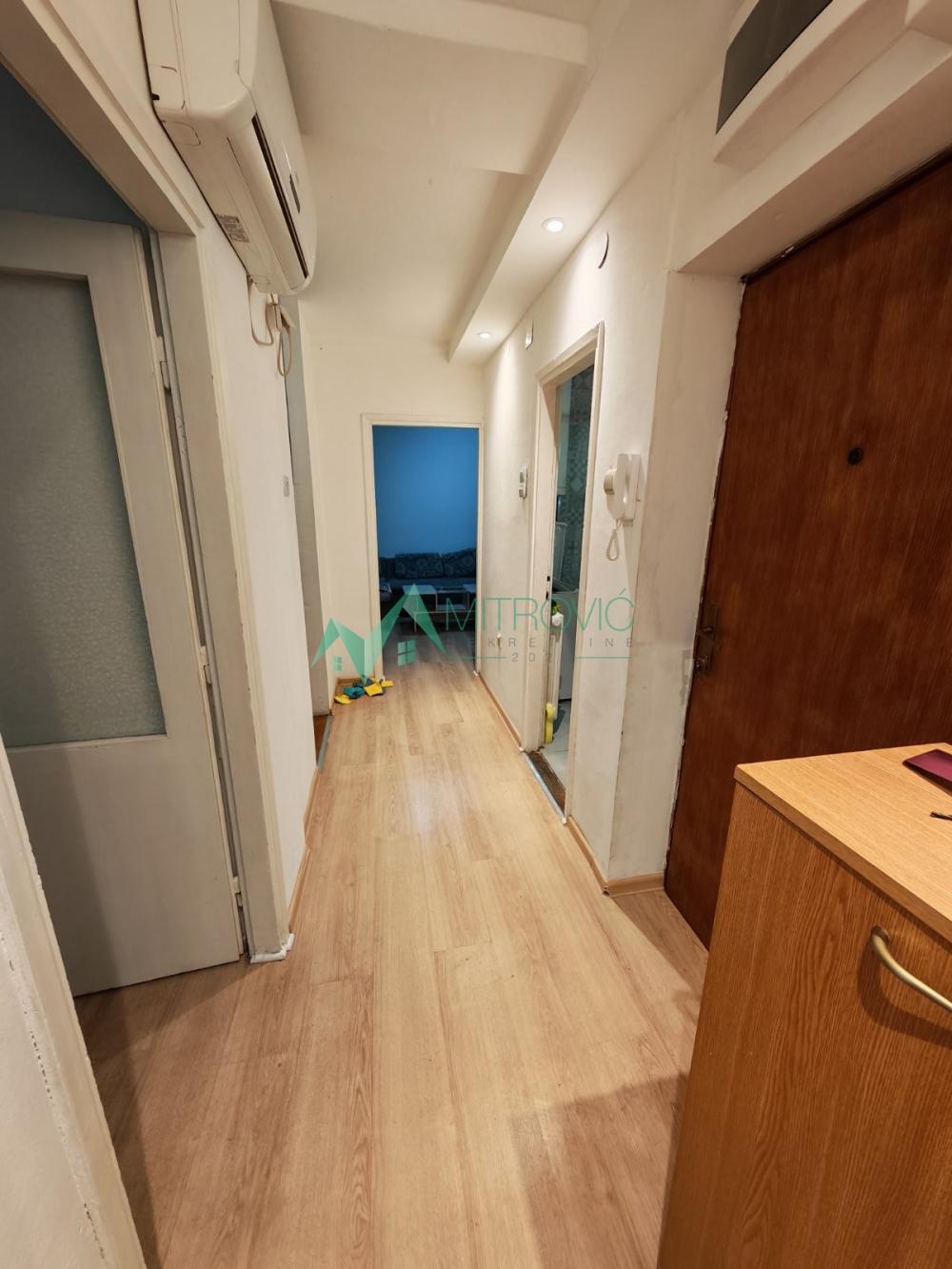 Slika 7 - Sajam/Banatić, 45m2. Dvosoban stan. 