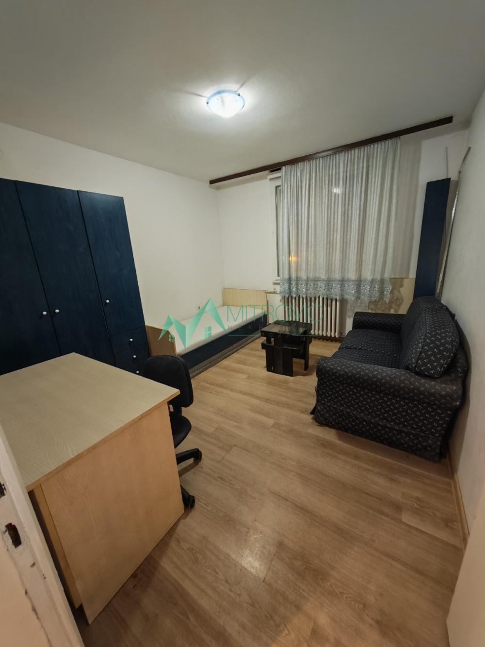 Slika 3 - Sajam/Banatić, 45m2. Dvosoban stan. 