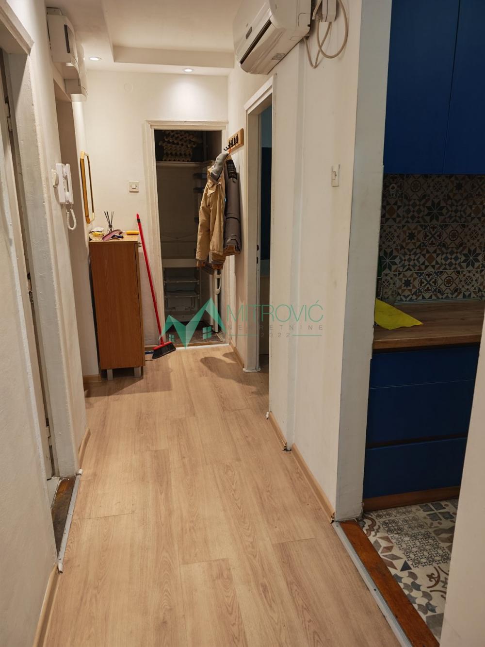 Slika 6 - Sajam/Banatić, 45m2. Dvosoban stan. 