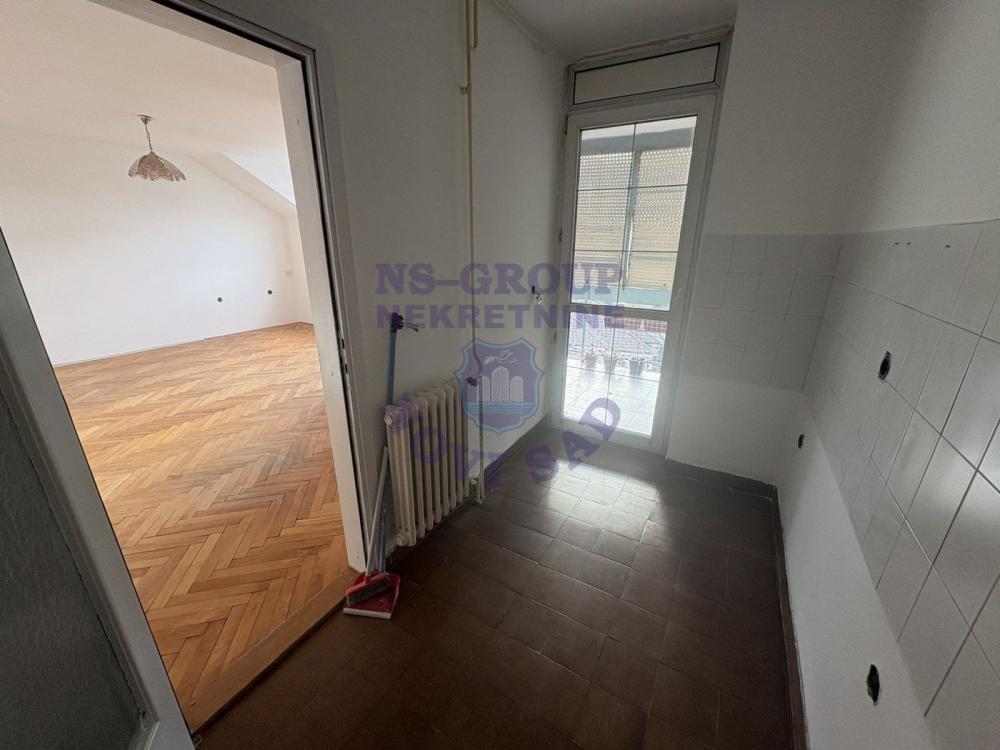 Slika 4 - Dvosoban, 59m2, Novo naselje Novi Sad