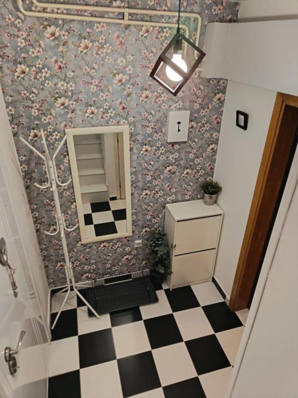 Slika 3 - Dvosoban dupleks stan Cara Dušana