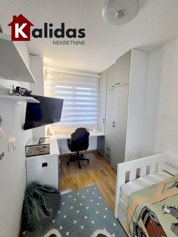 Slika 11 - Stan,NOVI SAD,PODBARA,kv: 66, € 195700, ID: 1008417