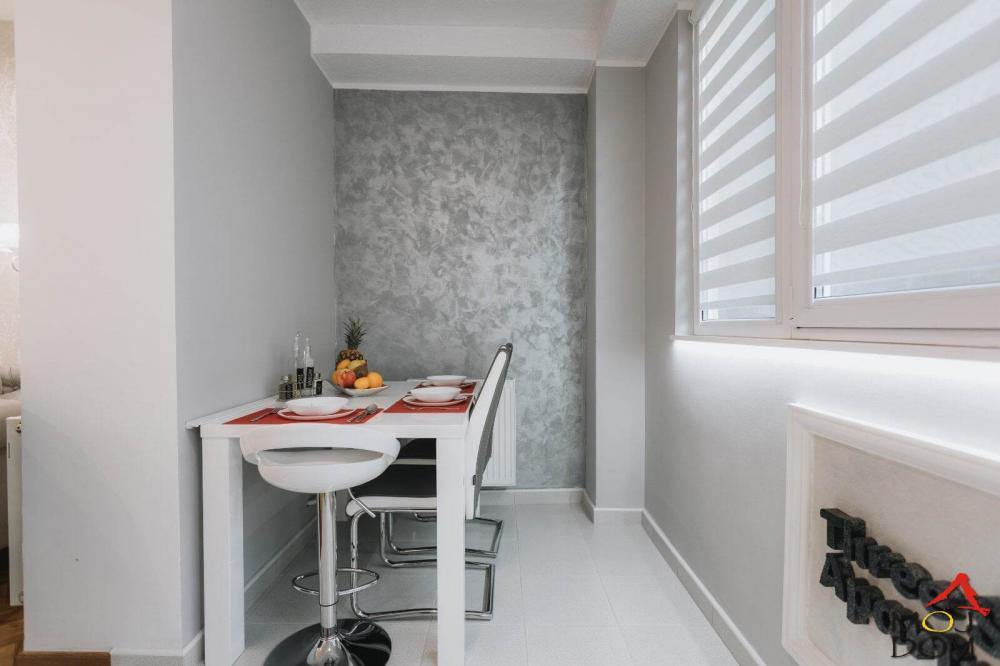 Slika 10 - Stan,NOVI SAD,CENTAR,kv: 38, € 154500, ID: 1031705