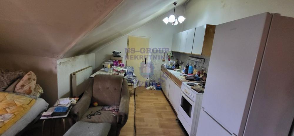 Slika 1 - Odličan troiposoban stan - Salajka