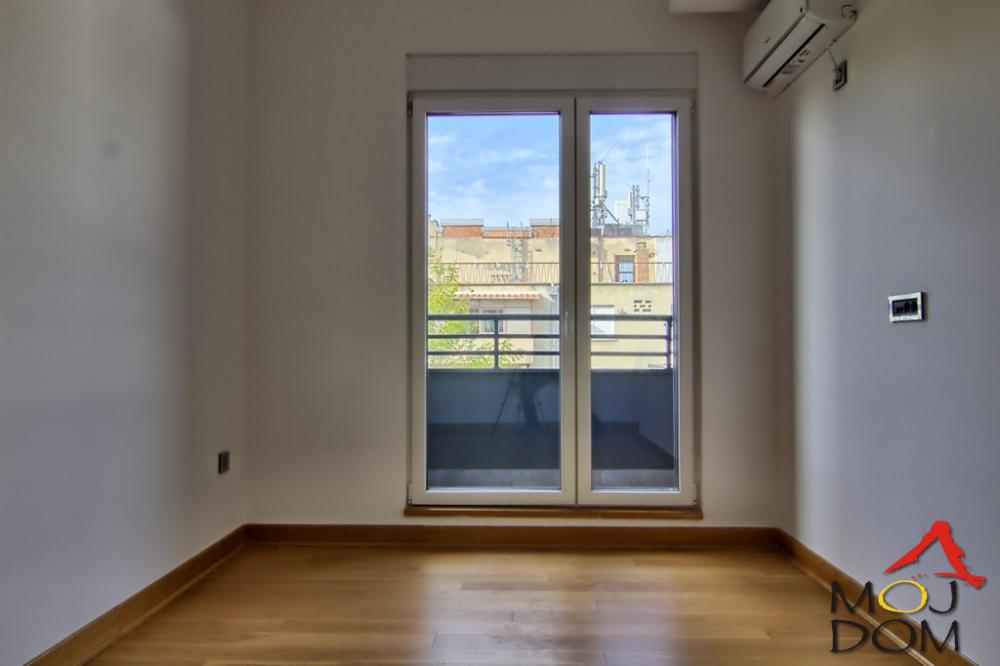 Slika 7 - Stan,NOVI SAD,ADAMOVIĆEVO NASELJE,kv: 243, € 610800, ID: 1031784