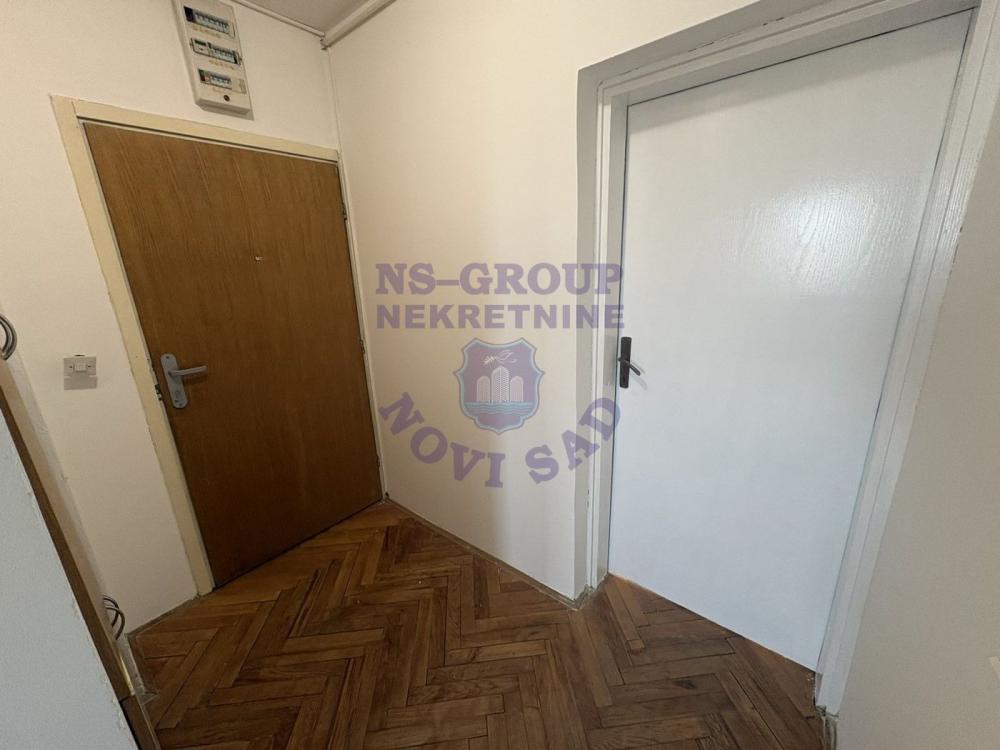 Slika 7 - Dvosoban, 59m2, Novo naselje Novi Sad, sa terasom, sa parkingom