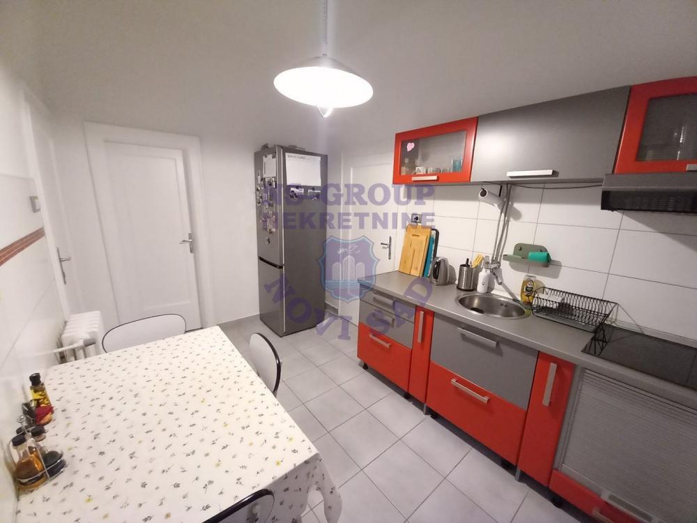 Slika 5 - Dvosoban, 56m2, Novosadski kej Novi Sad, sa terasom, sa parkingom