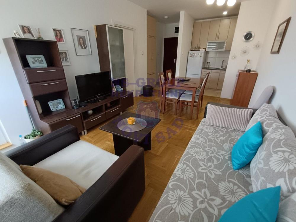 Slika 1 - Jednoiposoban-36m2-Železnička stanica