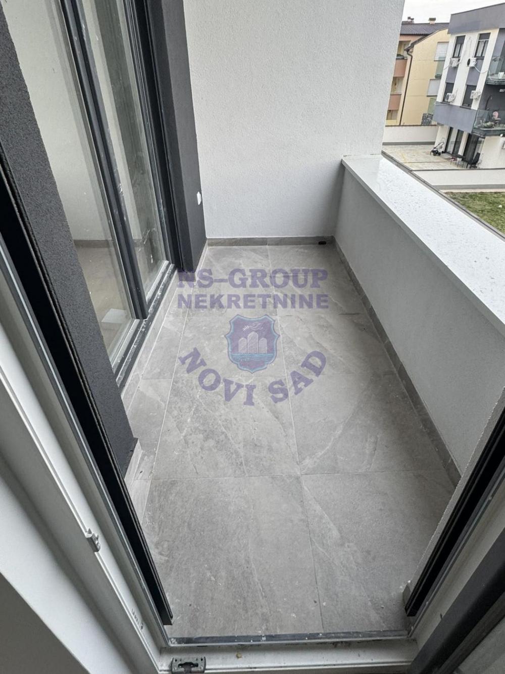 Slika 7 - Odlican dvoiposoban stan na Adicama 