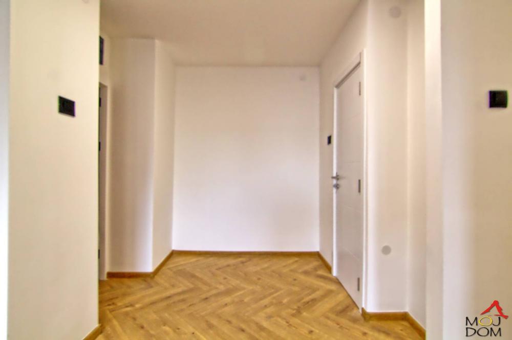 Slika 6 - Stan,NOVI SAD,SOCIJALNO,kv: 76, € 216300, ID: 1031786