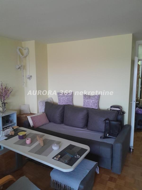 Slika 4 - NOVO NASELJE- NOVI SAD, TROIPOSOBAN STAN, 65m2