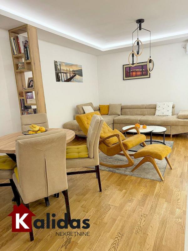 Slika 5 - Stan,NOVI SAD,DETELINARA,kv: 67, € 241500, ID: 1008548