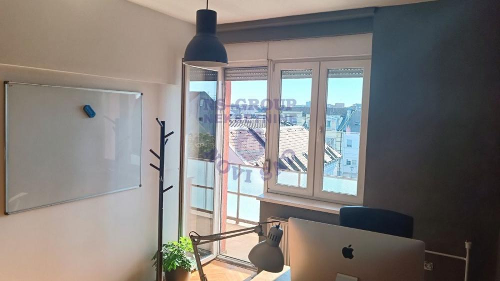 Slika 7 - Odlican trosoban stan u centru grada!